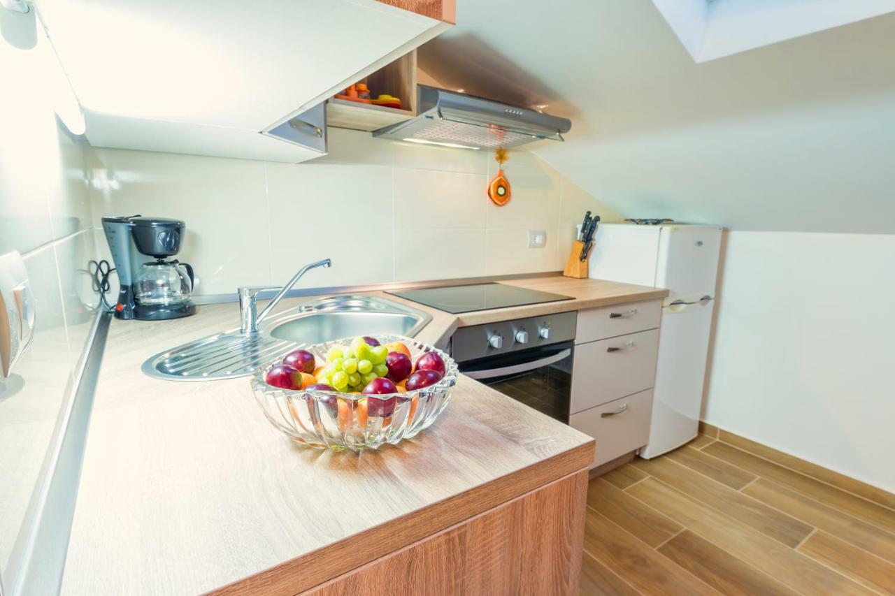 Apartments Mirjana Novigrad Istria Eksteriør billede