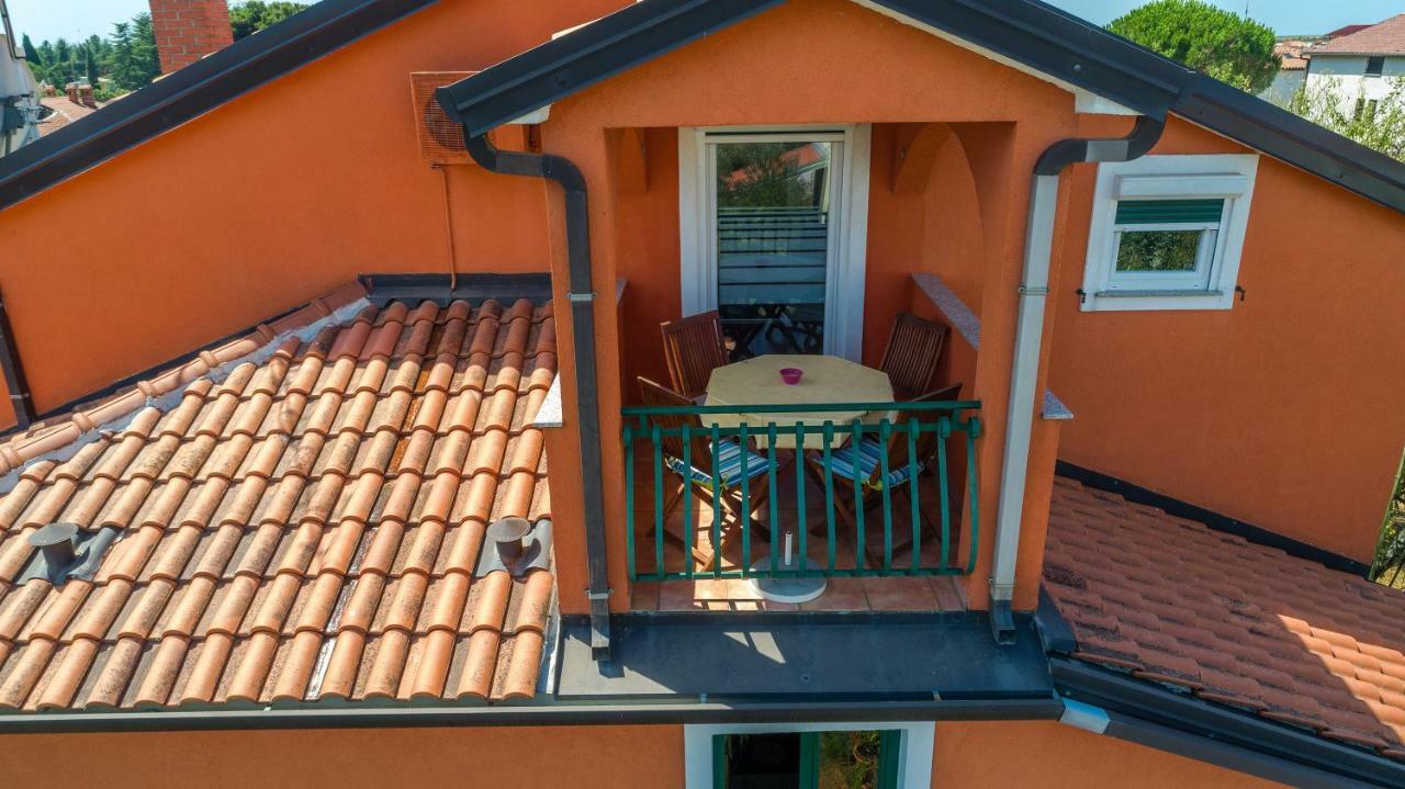 Apartments Mirjana Novigrad Istria Eksteriør billede